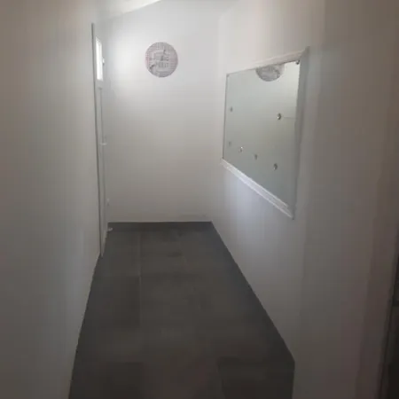 A 7 Minutes De L'aeroport Cdg 1 Bed & Breakfast